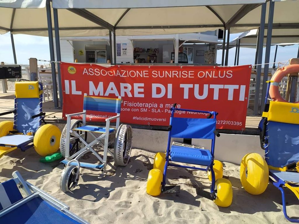 “Il mare di tutti 2022” diventa itinerante: la talassoterapia dedicata a chi ha sclerosi multipla e Sla approda a San Cataldo, Mancaversa e Gallipoli