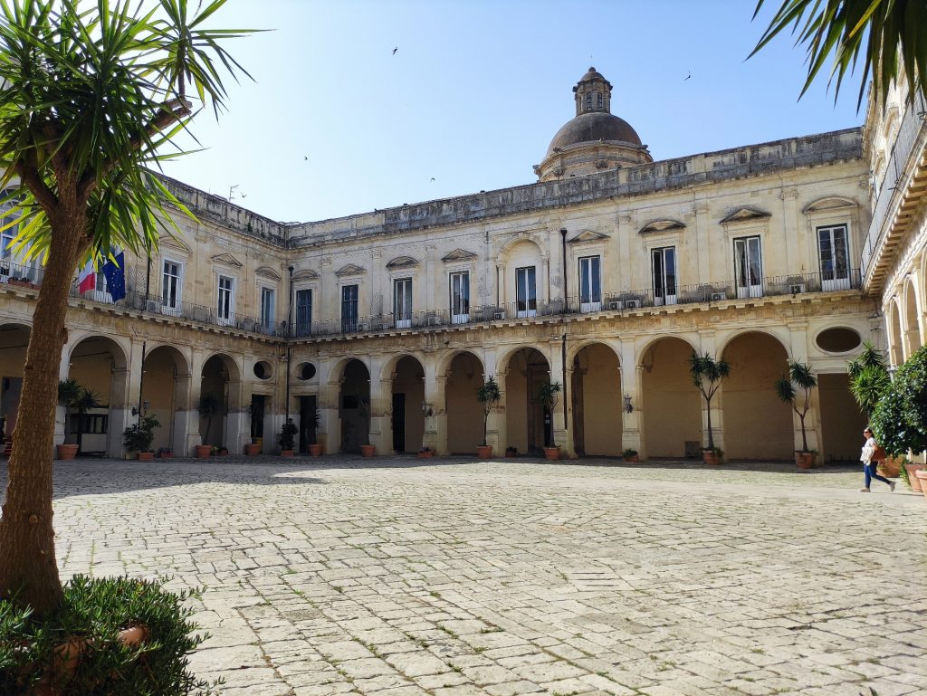 Violenza di genere e pari opportunità: Prefettura, Provincia di Lecce e Cpo provinciale sottoscrivono le “Linee di azione congiunta”