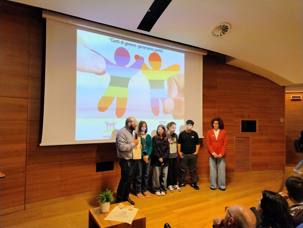 “Corti di genere 2025”: costruire una nuova cultura del rispetto è una sfida creativa. Ecco le sette scuole premiate con targhe e Masterclass presso Unisalento