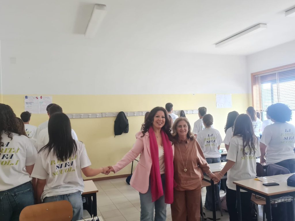 A scuola per imparare ad andare “Oltre gli stereotipi”: si conclude il primo modulo del Progetto della consigliera di Parità
