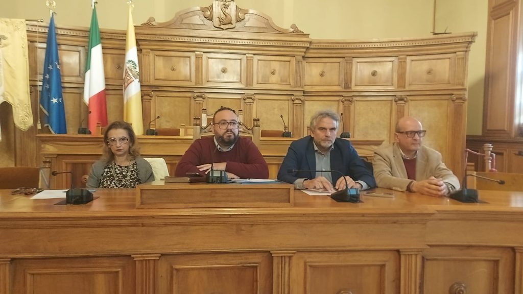 Servizi di Trasporto Pubblico Locale scolastico: oggi l’incontro tecnico in Provincia