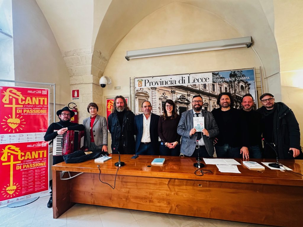 “Canti di Passione”nei borghi della Grecìa Salentina, Alessano e Lecce: presentata oggi in Provincia la rassegna di riti, itinerari e sapori