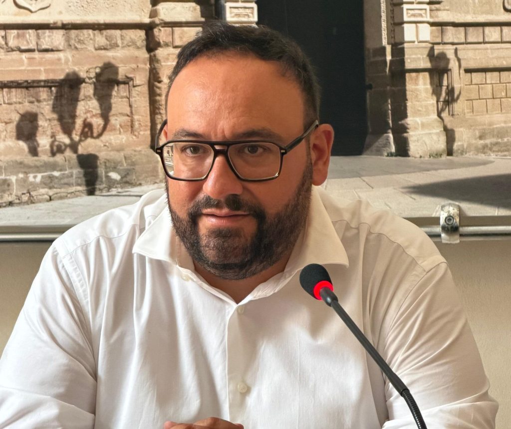Nuovo anno scolastico, il presidente Tarantino: “La scuola è una priorità della Provincia. A studenti, docenti e personale l’augurio di un anno di crescita e nuove opportunità”